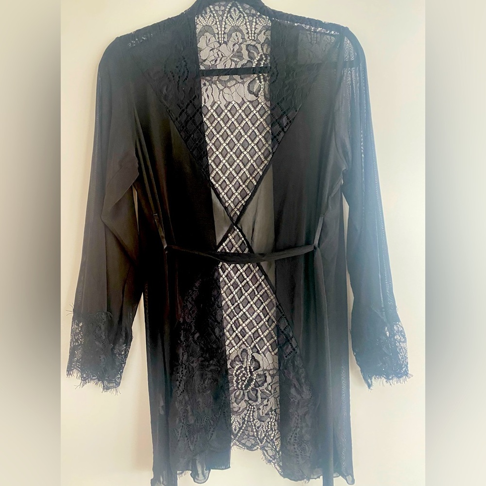 Sheer Robe - Picture 2 of 3